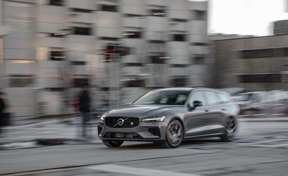 gia-xe-volvo-v60-cap=nhat-moi-nhat