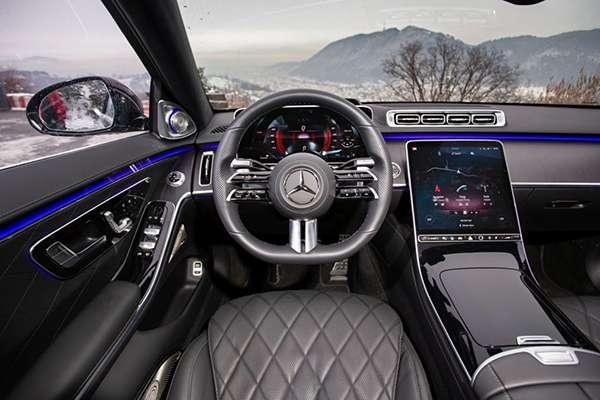 Giá xe Mercedes S-Class 2025: Ưu đãi đặc biệt tháng 12/2025