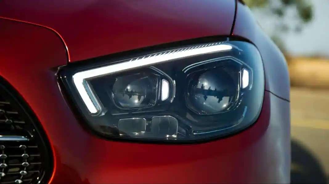 gia-xe-mercedes-benz-e-class-cap-nhat-moi-nhat