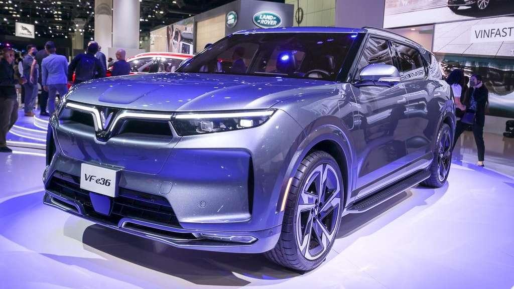 chay-no-tren-o-to-dien--4