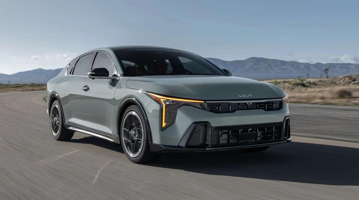 Kia K4 2025: Chiếc Sedan Nhỏ Gọn Với Thiết Kế Đẹp Sắc Sảo