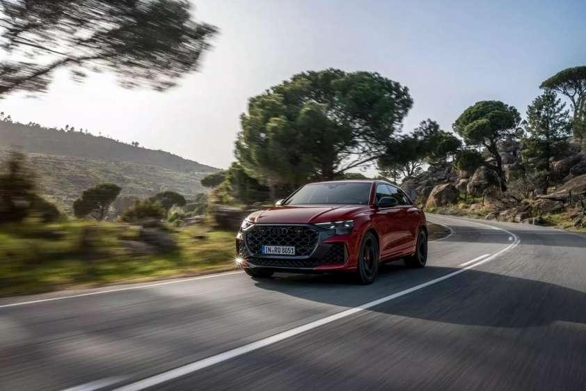 audi-rs-q8-performance-2025-3