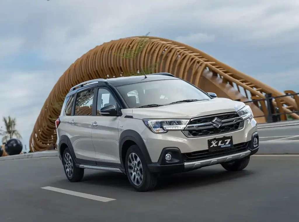 suzuki-xl7-hybrid-chinh-thuc-ra-mat-tai-viet-nam-voi-gia-gan-600-trieu