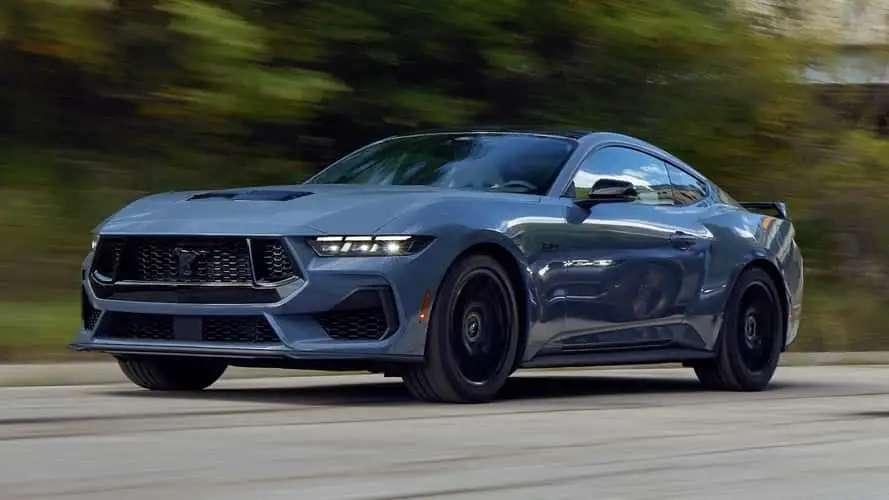 ford-len-ke-hoach-san-xuat-sedan-4-cua-va-phien-ban-off-road-cua-mustang3