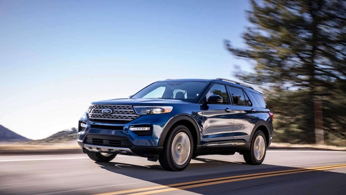 ford-explorer-va-hyundai-palisade-khac-biet-nhu-the-nao-khi-cung-phan-khuc