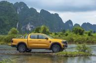 Xe ô tô nào có khả năng "lội nước" đỉnh nhất?