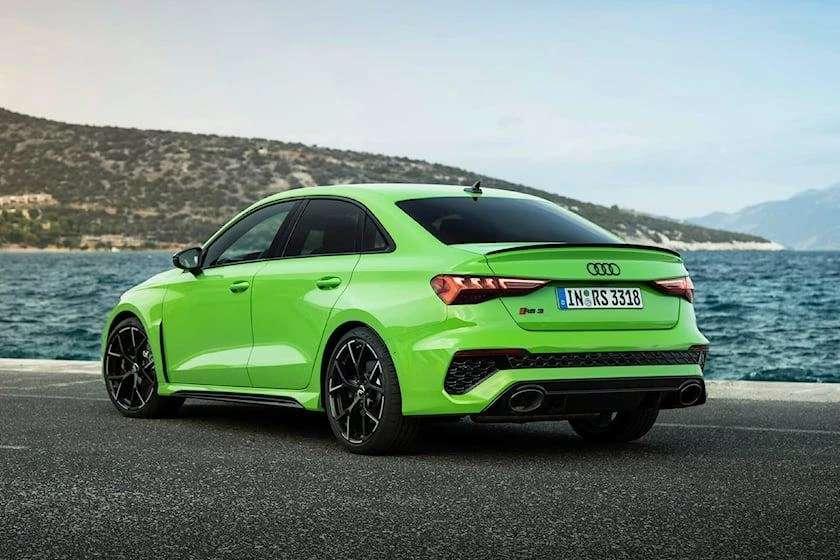 tuoi-dan-mua-xe-mau-gi