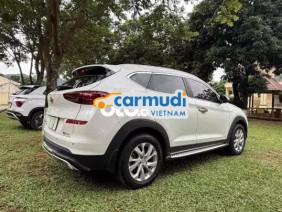 Hyundai Tucson 2.0 Tiêu chuẩn 2021