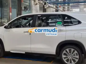 Toyota Innova Cross Hybrid 2025