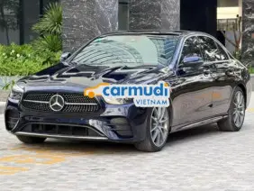 Mercedes-Benz E300 AMG 2021