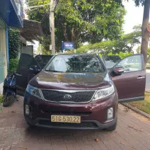 Bán gấp xe Kia Sorento trước Tết AL