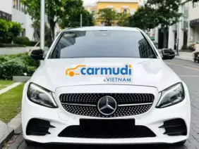 Mercedes-Benz C300 AMG 2021