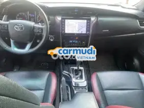 Toyota Fortuner 2.8 AT 4x4 Legender 2020