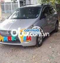 Mitsubishi Grandis 2005