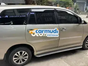 Toyota Innova 2016