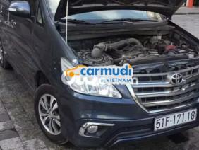 Toyota Innova 2015