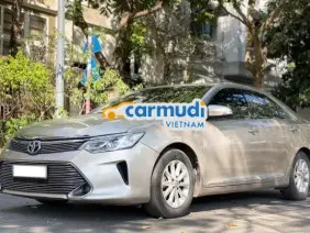 Toyota Camry 2.0E 2015