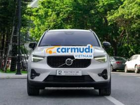 Volvo XC40 B5 AWD Ultimate 2025