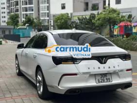 VinFast LUX A2.0 Cao cấp 2022