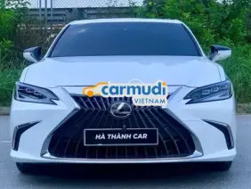 Lexus ES 250 F-Sport 2023