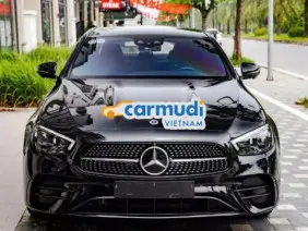 Mercedes-Benz E300 AMG 2022