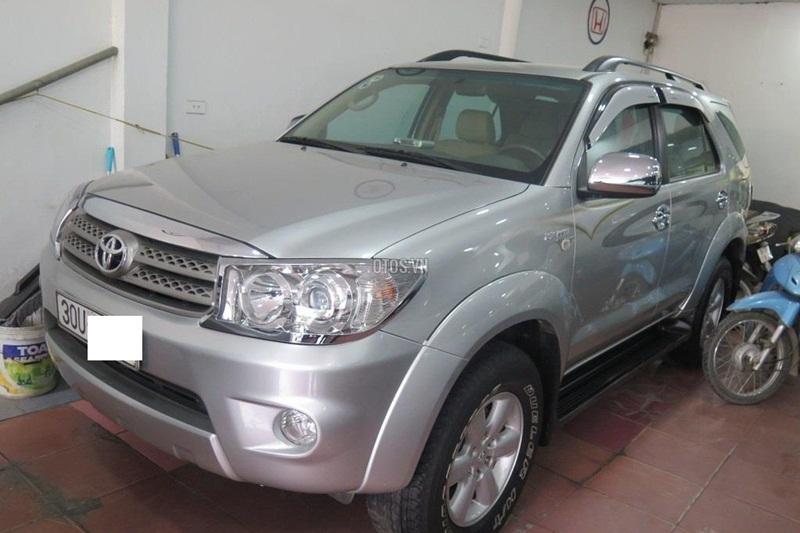 Toyota Fortuner 2010 bản 2.5G nên mua với giá bao nhiêu?