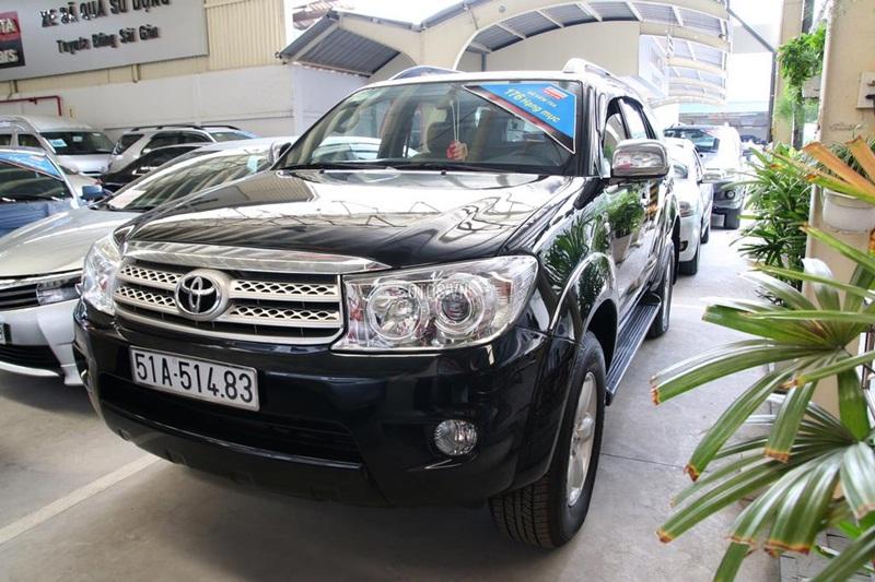 Toyota Fortuner 2010 bản 2.5G nên mua với giá bao nhiêu?