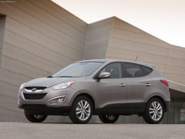 Chọn xe gầm cao 5 chỗ nào?