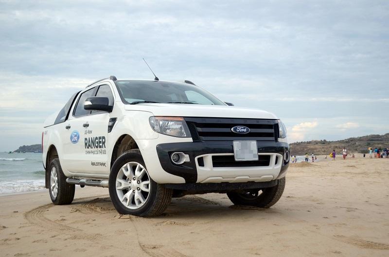 500 triệu đồng, nếu vay mượn thêm nên mua xe Ford Ranger cũ hay mới?