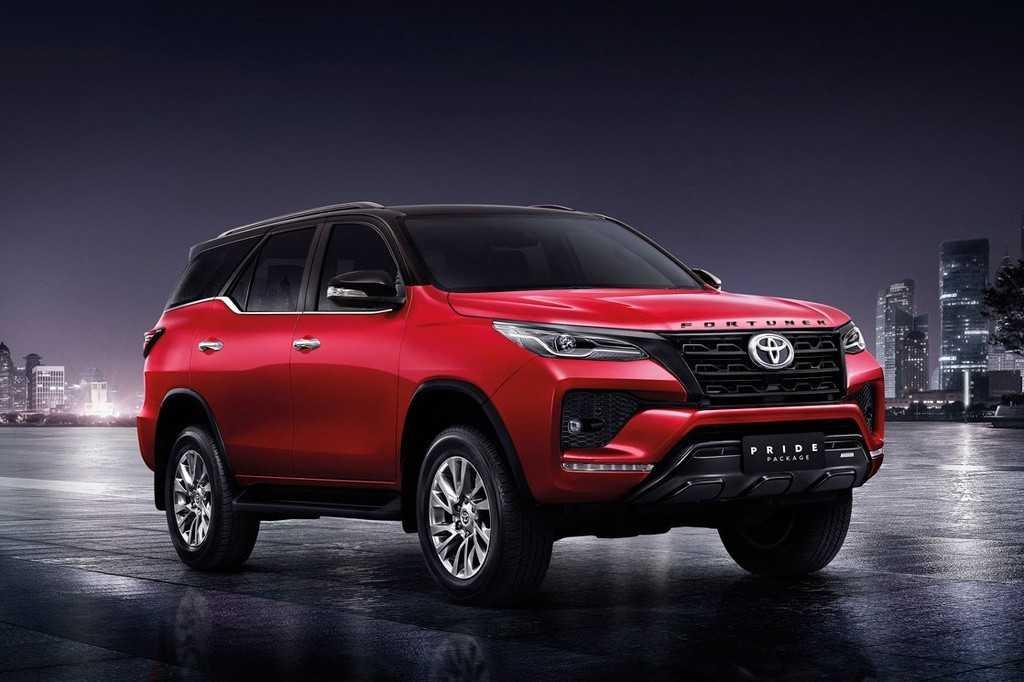 Toyota Fortuner: 1.301 chiếc