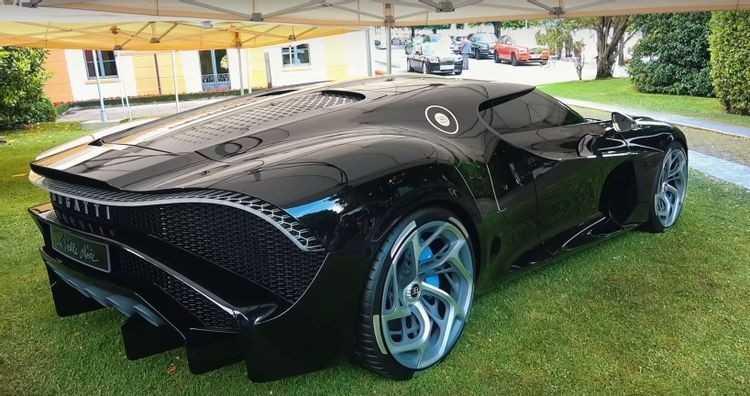 Bugatti La Voiture Noire: 18,7 triệu USD
