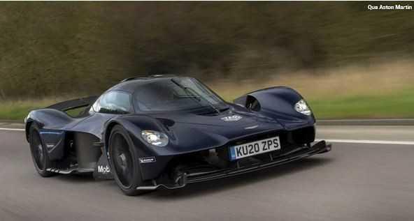 Aston Martin Valkyrie: 3 triệu USD