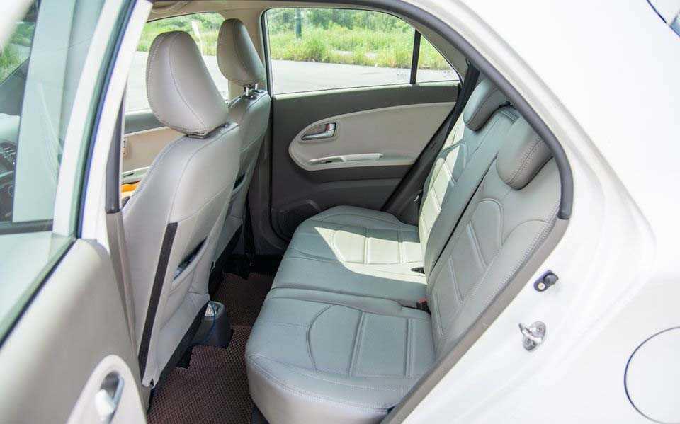 Lót sàn tự cắt