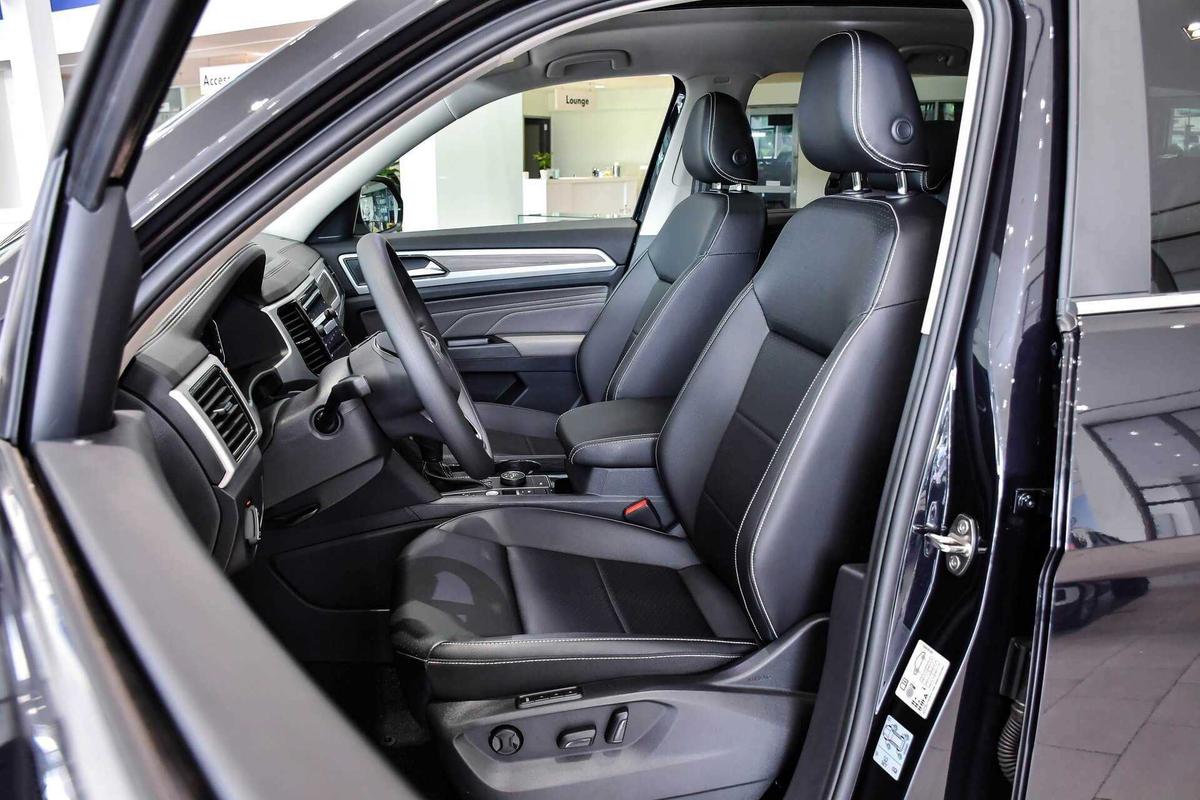 Nội thất Ford Explorer