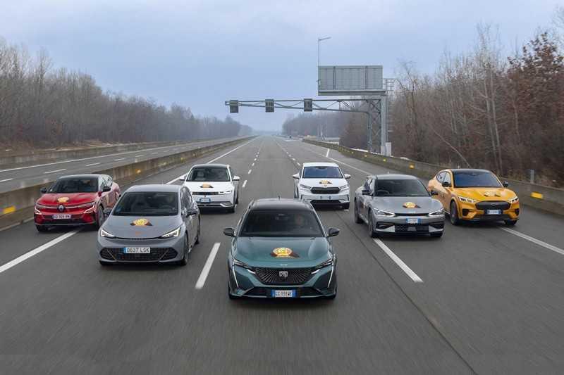 Sáu trong số bảy sản phẩm lọt vào nhóm 7 vị trí đứng đầu đều là ô tô điện.