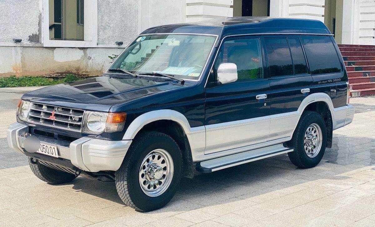 Mitsubishi Pajero 3.0 V6: 17,5 lít/100km