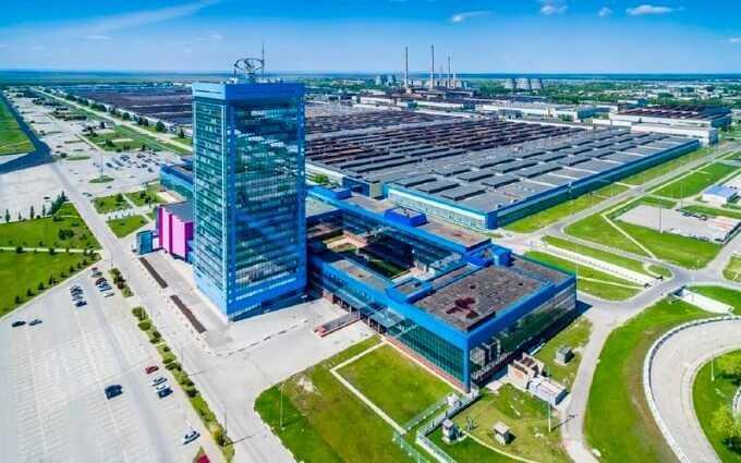 Renault: Avtovaz Togliatti, Nga - 650.000