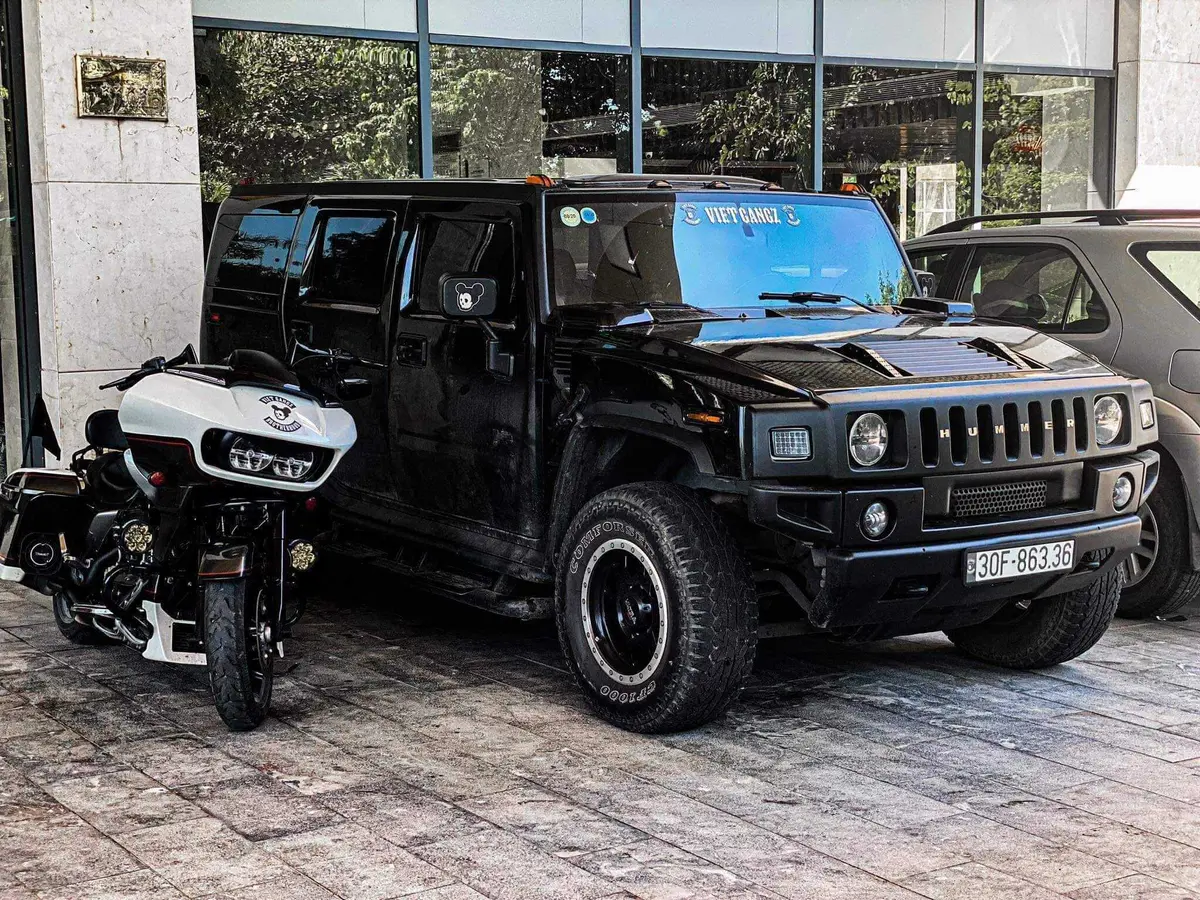 Hummer H2: 26 lít/100km