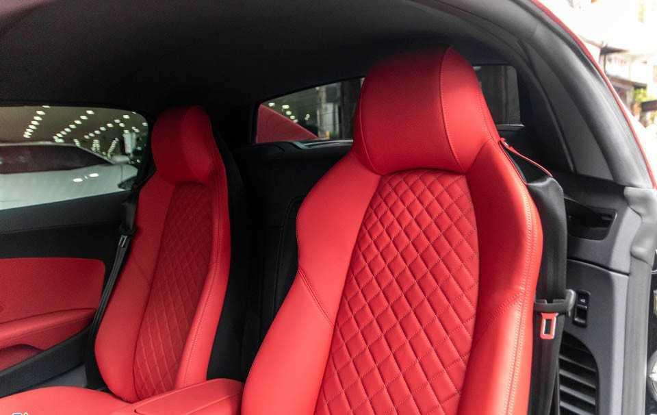 Audi R8 V10 Spyder 2022 vừa cập bến Việt Nam-10