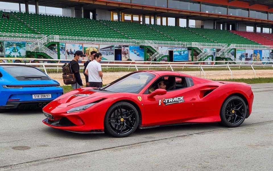 Dàn siêu xe triệu USD xuất hiện tại đường đua Bình Dương-13