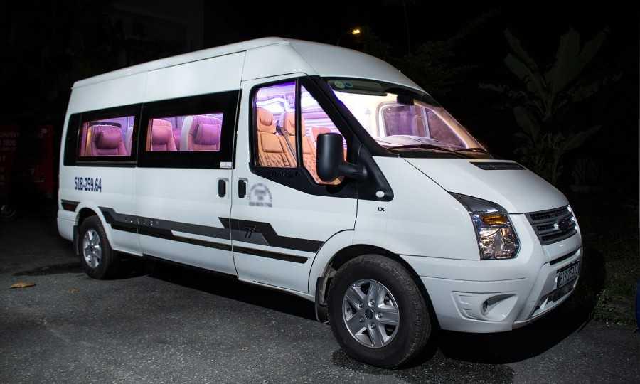 Từ ngày 1/9, cấm cải tạo ôtô trên 10 chỗ thành 'limousine' chở khách