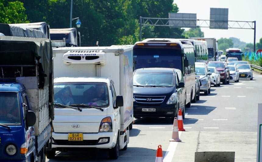 Mức phí khi đi vào các tuyến cao tốc tại Việt Nam từ ngày 1/8, lái xe cần nắm rõ-2