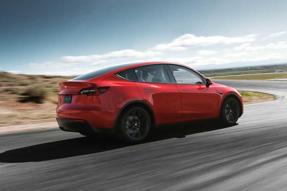 Những mẫu SUV nhiều công nghệ an toàn nhất thế giới-3