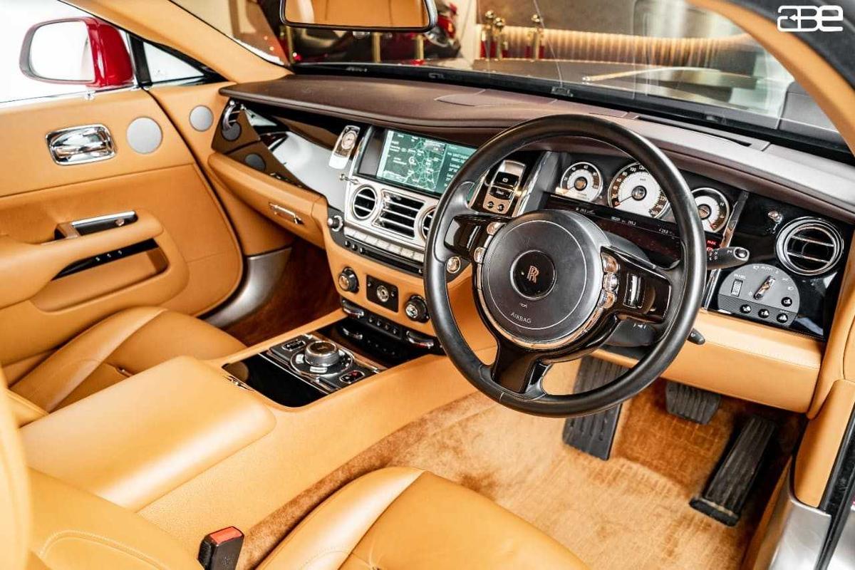 Rolls Royce Wraith: Giá bán và Thông số 2023